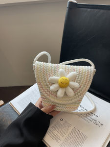 2024 Summer New Sweet Vacation Handcrafted Straw Woven Crossbody Bag Mobile Phone Bag Bohemian Style Cotton Bucket Bag