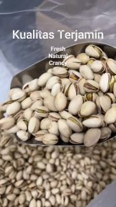 Kacang Pistachio: Snack Kacang Pistachio Renyah & Asin