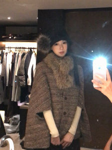 New Winter Cloak-style Wool Coat Short Length
