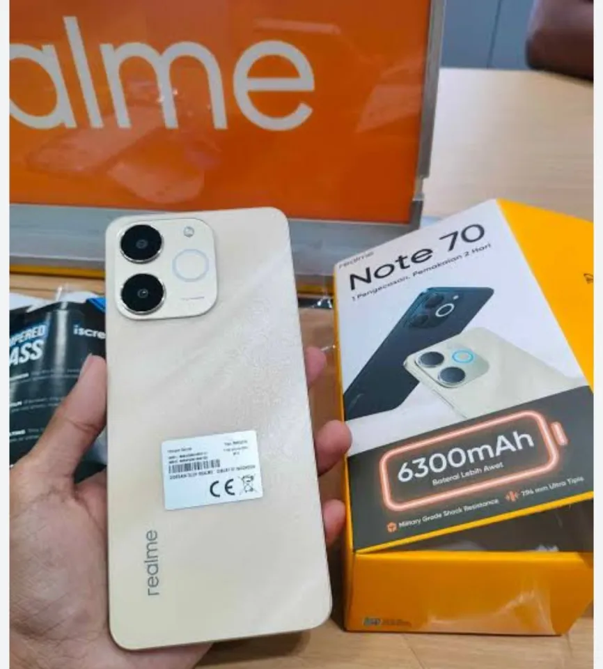 Realme Not 70 Ram 8 +128 GB (exten 4+4 GB) garansi resmi 1 tahun