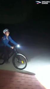 SMILING SHARK | Smiling Shark Led Flashlight M60 10000LM Super Bright Portable Torch Light USB Rechargeable Outdoor Hiking Light SD5246