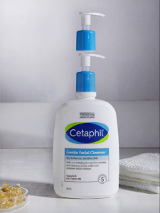 Cetaphil | Moisturizing Gentle Facial Cleanser for Sensitive Skin