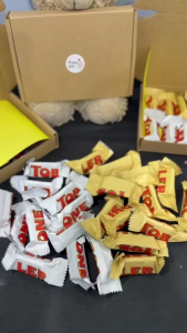 TOBLERONE TINY YELLOW-WHITE (12PCS)