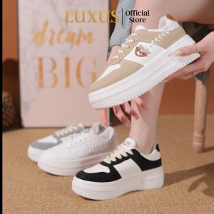 Luxus Hyemi Sepatu Sneakers Wanita Sport Shoes Sepatu Hangout Wanita LX1011