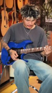 (จัดส่งด่วน) กีต้าร์ไฟฟ้า Gusta รุ่น GIB-01 ปิ๊กอัพ HSS จำนวน 24 เฟรต ฟรี ปิ๊ก2อัน ประแจ สายแจ็ค ใบคอร์ด