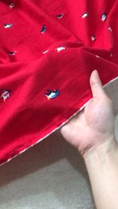 Vải Cotton Nỉ Đỏ Họa Tiết Khổ 1m35 - Chất Dày Dặn Đàn Hồi Nhẹ 2 Chiều