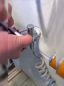 Faucet Angle Valve Wire Extractor Compact Powerful Claw Damage Screw Extractor Rust-protect