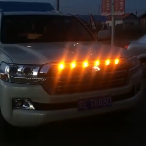 กระจังหน้าเลนส์รถยนต์แสงสีเหลืองขนาดเล็ก Day Running Light 12V สว่างมากสว่างมากรถเก๋งอเนกประสงค์หน้ารถออฟโรดปรับเปลี่ยนได้อเนกประสงค์