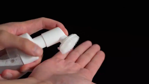 Mousse Foaming Bottle with Brush Pump Press Silicone Face Brush Foaming Bottle Cleansing Bottle Container for Travel Home 100/150ml