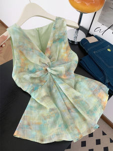 French Knot Dyed Green V-neck Top Womens Summer Beautiful Beach Vacation Sleeveless Halter Neck Shirt Loose Fit Casual Wear