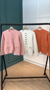 B3993 Vintage Buttons Curve Knit Cardigan