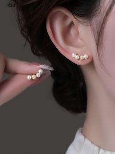 Bông Tai Hình Nụ Cười Từ Ngọc Trai Nuôi
