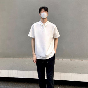 เสื้อโปโลแขนสั้นสีดำสำหรับผู้ชาย ทรงหลวม สไตล์ฤดูร้อน ผ้าโพลีเอสเตอร์ คอกลม ทรงหลวม ลำลอง เสื้อโปโลแขนสั้น