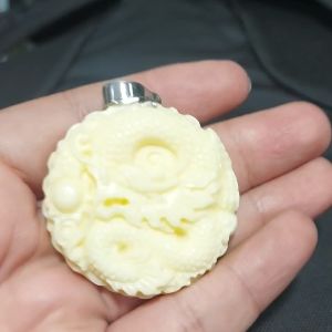 Mặt dây chuyền nam nữ Tubi Cony chạm rồng trái ngà mỹ nghệ siêu phẩm 4cm   M10623-200-QC