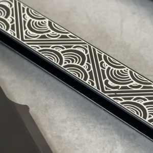 Japanese Black Metal Shavette - Full Metal Straight Razor | Good Weight Distribution and Grip | Japanese Pattern