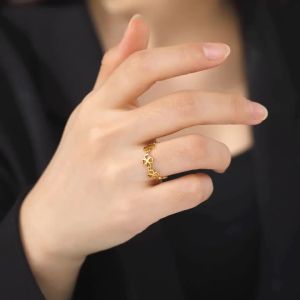 Hollow Clover Ring Lucky Clover Ring Stainless Steel Simple Ring Aesthetics Party Jewelry Valentines Day Gift