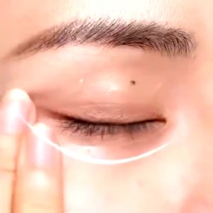 Retinol Eye Cream Dark Circles Eye Bag Removal 30g Brightening Moisturizing Firming Anti Wrinkle Remove Puffy Eye Fat Granule