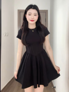 SUHUIQIAN | Black Fishbone Waisted Short Skirt