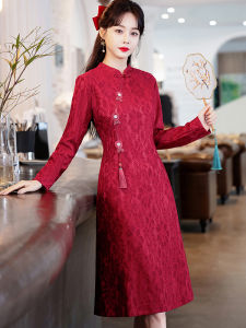 Red New Chinese Style Retro Qipao Dress Autumn Winter plus Size Women Daily Wedding Dress Short Women Elegant Long Dress