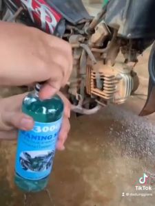 Dung Dịch Xịt Tẩy Rửa Lốc Máy Xe Ô Tô - Xe Máy THER ONL 500ml Công Nghệ Đức Vệ Sinh Đầu Bò Lốc Máy Khoang Máy Sắt Thép Inox