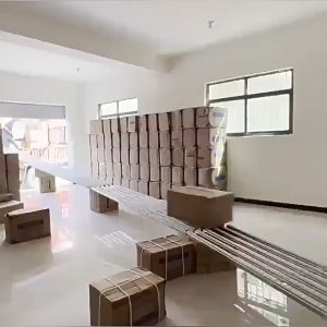 Unloading slide pulley conveyor warehouse logistics loading and unloading roller conveyor light and no power fluent handling tools