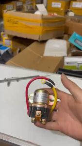 Rơ le phụ đề ô tô xe tải máy công trình... Rơ le phụ đề 12/24v 150a Trung Quốc loại 1