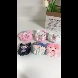 Bandai | Ví Cầm Tay Hello Kitty Dễ Thương Bằng Vải Nhung Kèm Phong Bì Đỏ Túi Đựng Thẻ Phụ Kiện Trang Trí Balo Quà Tặng Nhỏ Cho Bạn Gái Quà Sinh Nhật Phụ Kiện Anime.