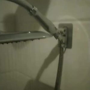 9 Inch Rotate 360 Degree Bathroom Rainfall Shower Head ABS Chrome Water Saving Shower Extension Arm Hand Held Shower Head Thin