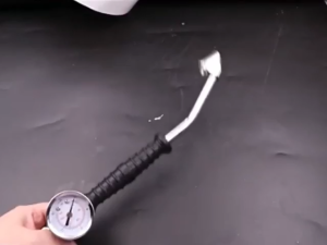 Car Tire Inflator Nozzle Fast Filling Rod Crank Tire Quick Inflation Nozzle Rod with Gauge