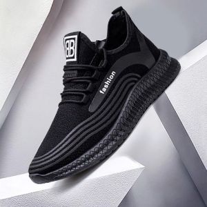 รองเท้าวิ่งแฟชั่นผู้ชาย ใส่สบาย บุอย่างนุ่ม กันลื่น ผูกเชือกแน่น เหมาะสำหรับผจญภัยกลางแจ้ง ใส่ได้ทุกฤดู