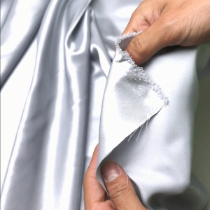 ผ้าเครปซาติน สีพื้น หน้ากว้าง 45 นิ้ว ผ้าเมตร ผ้าหลา ผ้าป่ายเสื้อ ถี่ช้ ราคาที่สะดวกสบาย