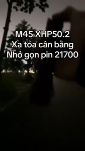 Đèn pin siêu sáng 2600 lumen đèn bin cầm tay M45 led XHP50.2 vỏ hợp kim nhôm chống nước với pin 21700 công tắc đuôi