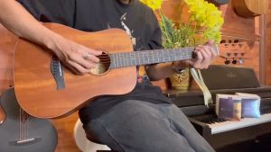 Enya AM BABY / AM BABYE +BAG กีตารโปร่งไฟฟ้า