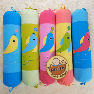 [HỎA TỐC] Gối ôm cho bé 70cm vỏ Cotton Cara bông gòn Microfiber họa tiết cá heo chơi bóng may thêu Urombaby