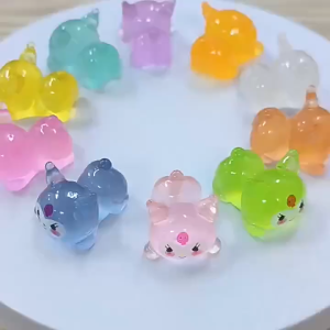 BW-C1453 Ornamen Kartun Bercahaya Aksesori Resin Ornamen Desktop Glow In The Dark / Kartun Cute 3D