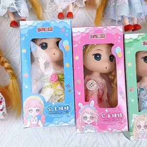 พร้อมส่ง! ตุ๊กตาบาร์บี้ขนาด 12 ซม. เหมาะเป็นตุ๊กตาตกแต่งหน้าเค้ก เหมาะเป็นของขวัญสำหรับเด็กผู้หญิงและเด็กๆ เหมาะเป็นของขวัญเปิดเทอม