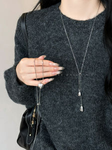 สร้อยคอจี้รูปหัวใจเงินสีทอง เครื่องประดับแฟชั่นสำหรับผู้หญิง เครื่องประดับโซ่ยาวแบบอเนกประสงค์สำหรับใส่กับเสื้อสเวตเตอร์ในฤดูใบไม้ร่วงและฤดูหนาว