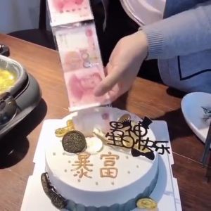 Kotak Duit Tarik Money Box Plastik Duit Tarik Bekas Plastic Duit Transparent Plastics Bag Bouquet Flower Surprise 蛋糕拉钱盒子 Dirt Bike Plastic Plastic Zip Ties Plastic Tape Plastic Toothpicks - Lazada