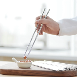 1 PAIRS Chopsticks Stainless Steel Cutlery Portable Travel Eco-Friendly Dinnerware Tableware Flatware Set Kitchen Utensils