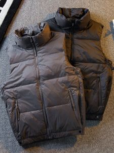 HPCP Mens White Duck down Sleeveless Jacket 2024 New Fashion Brand Warm Outerwear Youth Style Waterproof Thickened Casual Wear