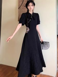 Plus Size New Chinese Style Short Sleeve Qipao Dress: Summer Slimming Waist Cinched Floral Embroidery