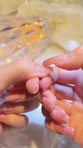 เล็บปลอมใหม่[มีกาว] MY008 เล็บปลอมศิลปะฝรั่งเศสเล็บปลอมกันน้ำ กล่องละ 24 ชิ้น