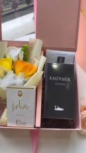 Hộp Quà Tặng Nước Hoa Dior Sauvage EDP 100ML- Nam Tính Cuốn Hút