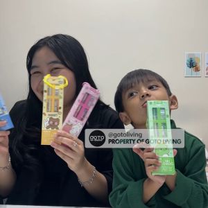 Goto Weisen Set Paket Alat Tulis Penghapus Serutan Pensil Penggaris