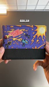 Dompet Laserblast Fintage: Dompet Pria Gaya Retro & Tahan Lama