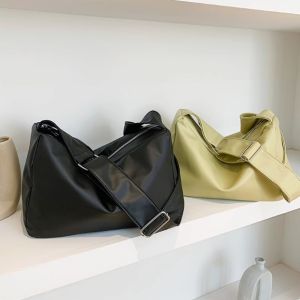 Large Capacity Soft Leather Tote Bag Womens Commuter Bag Single Shoulder Crossbody Bag for Students Class Casual Style