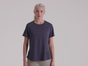 ASICS Women FLEX STRETCH SHORT SLEEVE TOP in Indigo Fog
