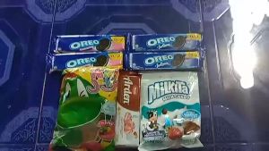 MAKANAN TERMURAH ENAK ROMA ARDEN YOGURT STRAWBERRY ISI 10 BUNGKUS x 30 GRAM