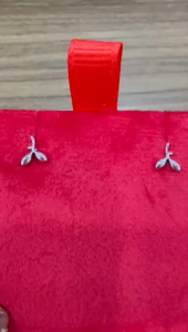 Poh Heng Jewellery 18K Leafy Buds Earrings in White Gold