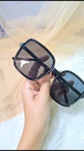 Kacamata Hitam Pelindung Uv Bentuk Kotak Oversize Gaya Eropa Untuk Wanita plww06